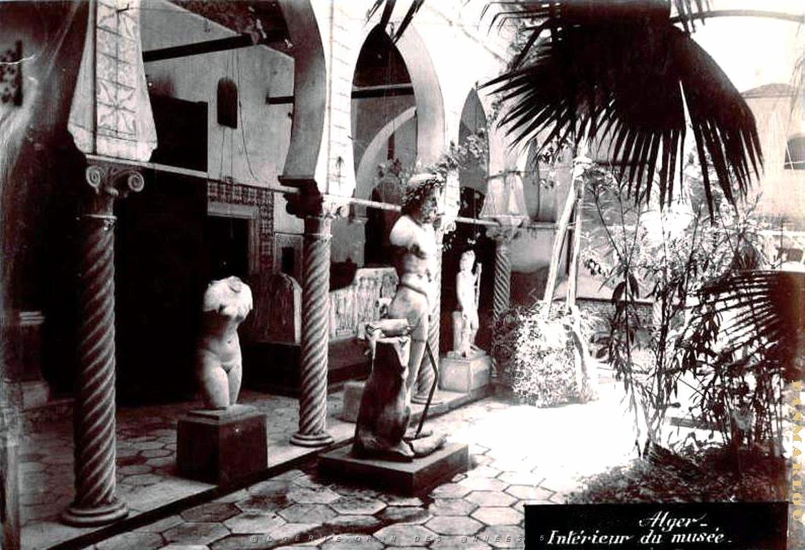 Alger - Musee - Interieur.jpg